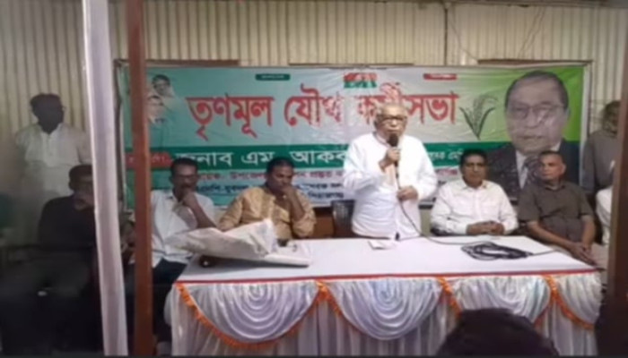উল্লাপাড়ায়  ৫ আগস্ট স্বৈরাচারী পতন দিবস উপলক্ষে যৌথ কর্মীসভা