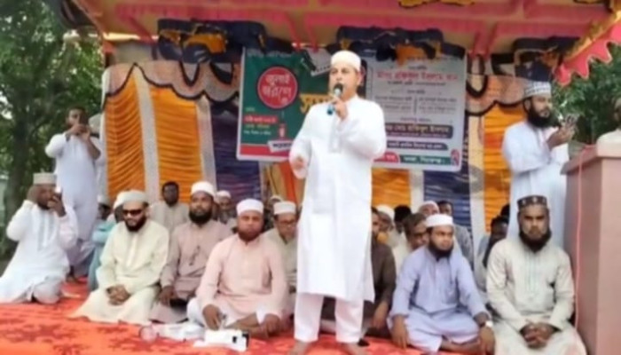 উল্লাপাড়া উপজেলা হাটিকুমরুল ইউনিয়নের আমডাঙ্গা সরকারি প্রাথমিক বিদ্যালয়ের মাঠে সুধী সমাবেশ অনুষ্ঠিত হয়েছে।