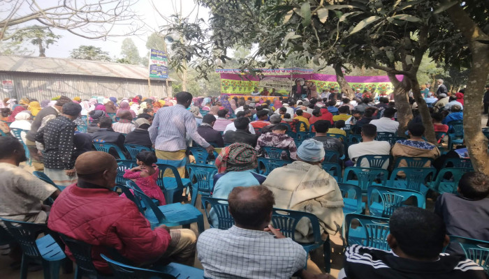 এয়োদশ  জাতীয় সংসদ নির্বাচন উপলক্ষে  পূর্ণিমা গাঁতী ইউনিয়নে বিএনপির উঠান বৈঠক  অনুষ্ঠিত হয়েছে